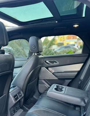 Range Rover Velar image 9