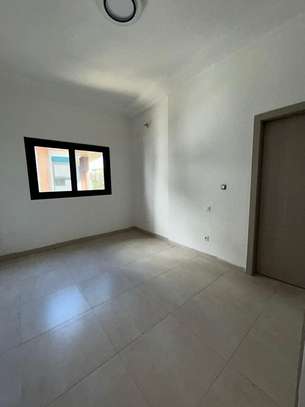 Appartement de type F4 8e étage - RESIDENCE TULIPES image 8
