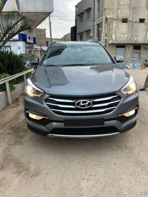 Hyundai Santafe 2017 image 1