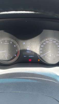 Hyundai Tucson 2.0 AWD image 6