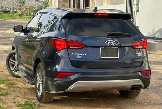 HYUNDAI SANTA FE SPORT 2017 image 10