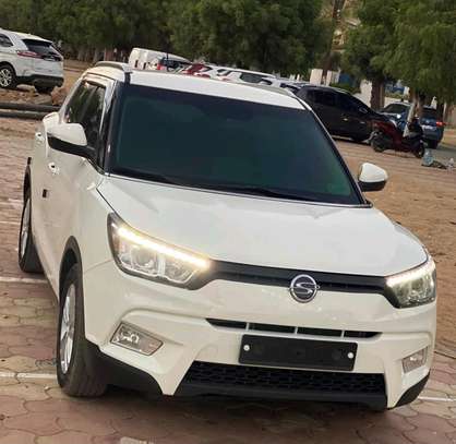 Ssangyong tivoli  2016 image 10