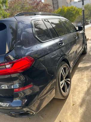 Bmw x7 2022 image 3