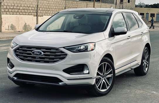 Ford edge titanium image 2