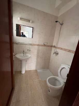 Jolie villa F6 avec jardin à Ngor Almadies image 4