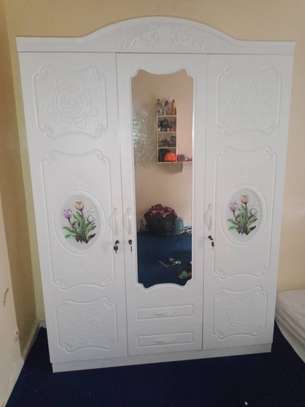 Armoire 3 Battants image 1