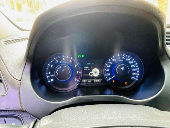 Hyundai Grandeur automatique essence image 9