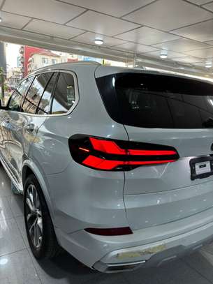 BMW X5 2024 image 3