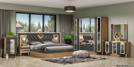 CHAMBRES À COUCHER VIP 2076,2092 image 1
