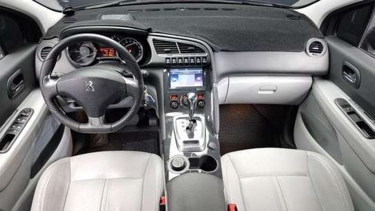 Peugeot 3008 diesel 2017 boîte auto intérieur cuir blanc image 5