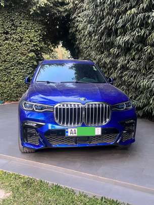 BMW X7 40i 2019 image 2