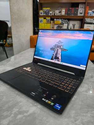 Gamer Asus TUF Gaming F15 image 6