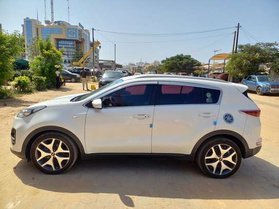 Kia sportage image 4