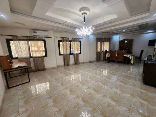 Duplex à louer à Sipres Mermoz image 2