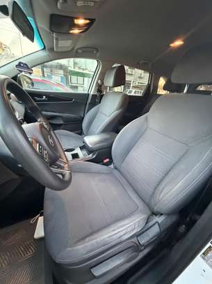Kia Sorento 2017 image 9