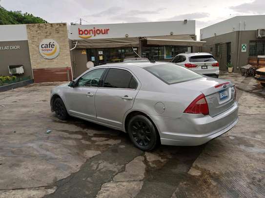 Ford fusion image 3