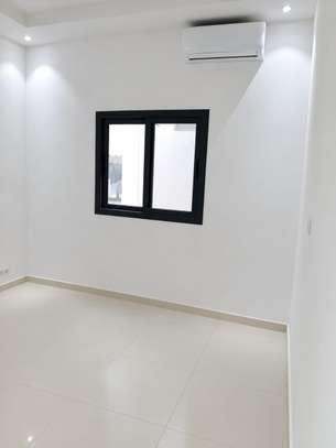 Appartement à louer de 03 chambres Cité Mbackirou Faye image 7