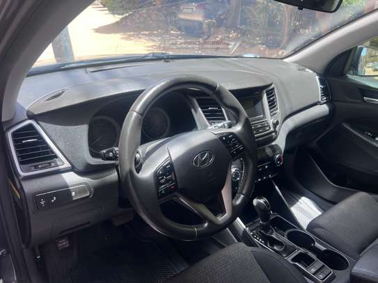 Hyundai Tucson image 7