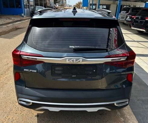 Kia Seltos 2023 essence  full options image 11