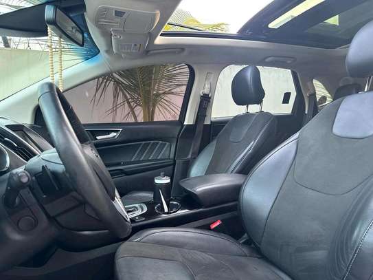 Ford Edge image 10