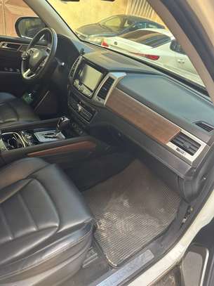 4x4 Rexton Gx4 équivalent Land cruiser NEW modèle image 4