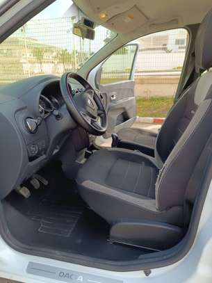DACIA Lodgy Stepway 7 places image 6