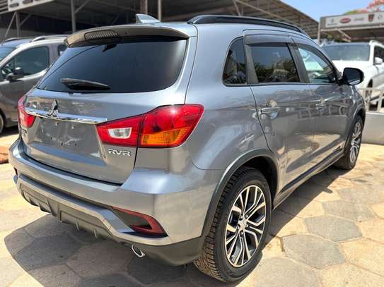 Mitsubishi RVR GT image 15