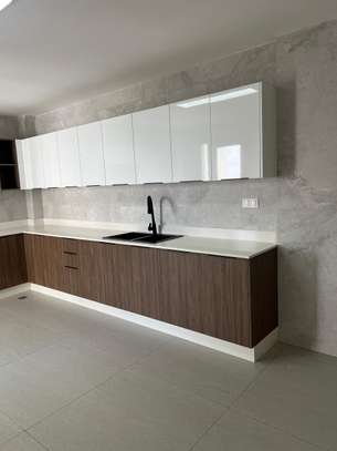 Appartement à louer au point e image 7