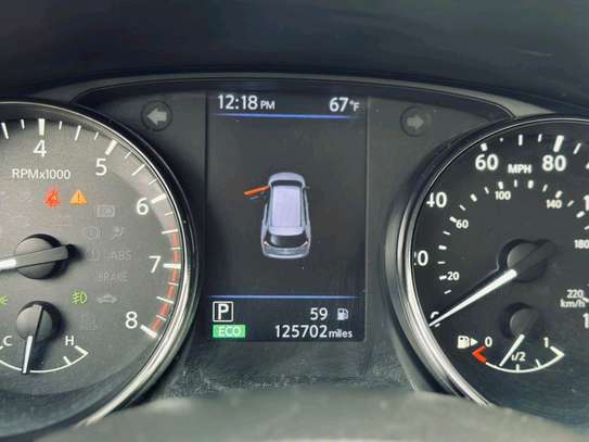 2018 Nissan Rogue SL AWD image 5