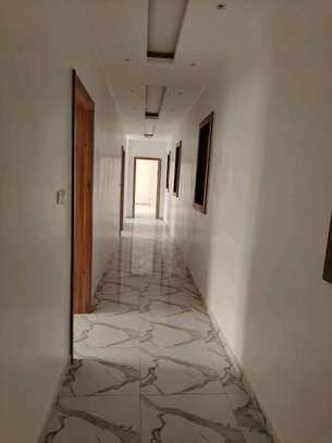 Appartement f4 à louer aux almadie image 10