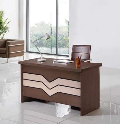 Table bureau image 1