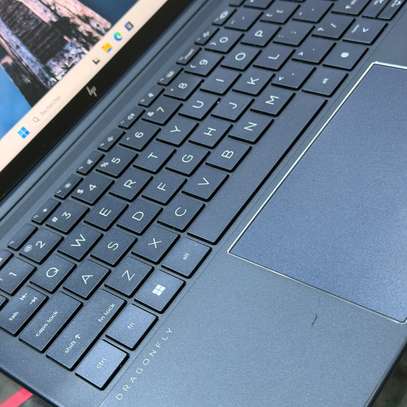 Hp DragonFly G4 13th gen tactile image 4