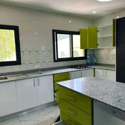 APPARTEMENT F4 À LOUER À FENÊTRE MERMOZ SUR LA CORNICHE image 8