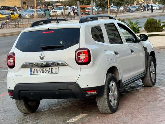 Renault Duster image 4