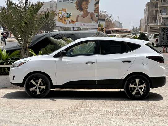 Hyundai Tucson image 3