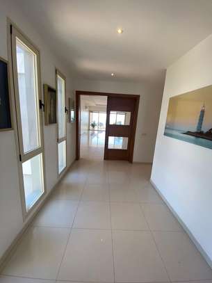À vendre corniche Ouakan F4 vue mer 3 chambres image 4