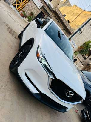 Mazda CX-5 2018 image 2