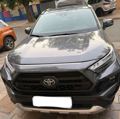 Rav4 hybride  Annee 2024 image 6