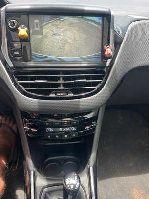 Peugeot 2017 diesel automatique complet excellent état image 4