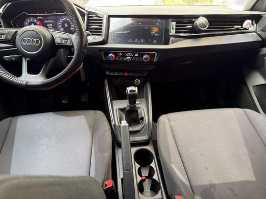 Audi 2019 image 8