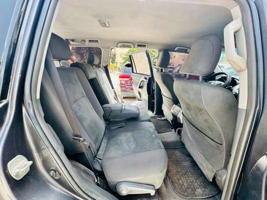 Toyota Land Cruiser Prado 60th image 10