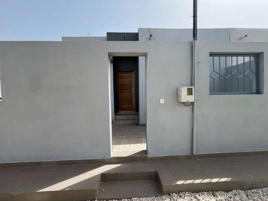 Maison à louer à Ndiakhirat HLM Corossol image 2