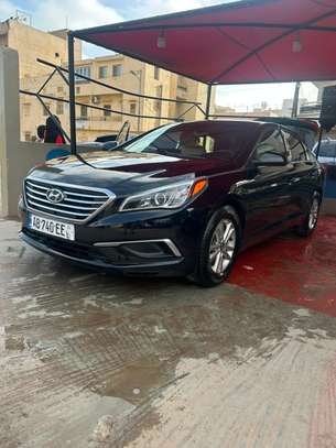 Hyundai sonata image 3