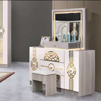 CHAMBRE A COUCHER ARMOIRE 6BATTANTS 5PIECES BEIGE BLANC image 3