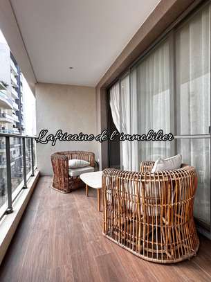À louer – Appartement F4 meublé à Point E image 4