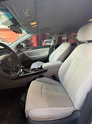 Hyundai sonata 2017 image 4