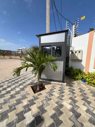 Villa résidentielle pour bureau ou logement de fonction image 2