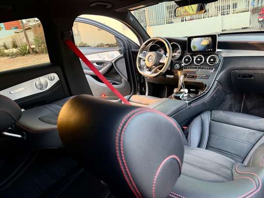 Mercedes glc 43 image 12