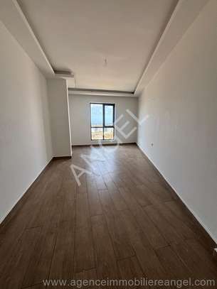 Ref_2929_PL Appartement F4 à louer au point E image 1