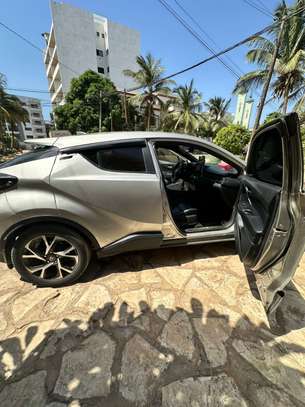 TOYOTA C-HR 2018 image 10